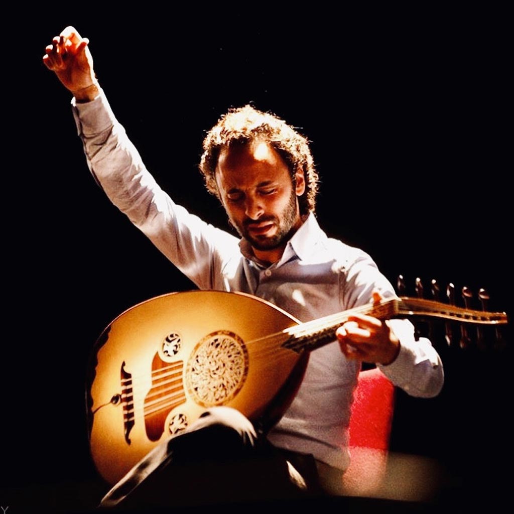 Oud : pratique, histoire et organologie