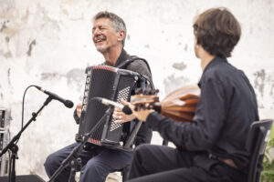 Simon Le Garff & Francis Varis, Scène en ville, Croisière, © Rosalie Parent