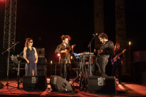 Sofiane Saidi invite Camélia Jordana avec Théo & Valentin Ceccaldi, Soirée Méditerranée, Théâtre Antique, © Rosalie Parent