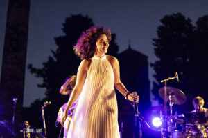 Mari Froes, Soirée Suds, Théâtre Antique, © Florent Gardin